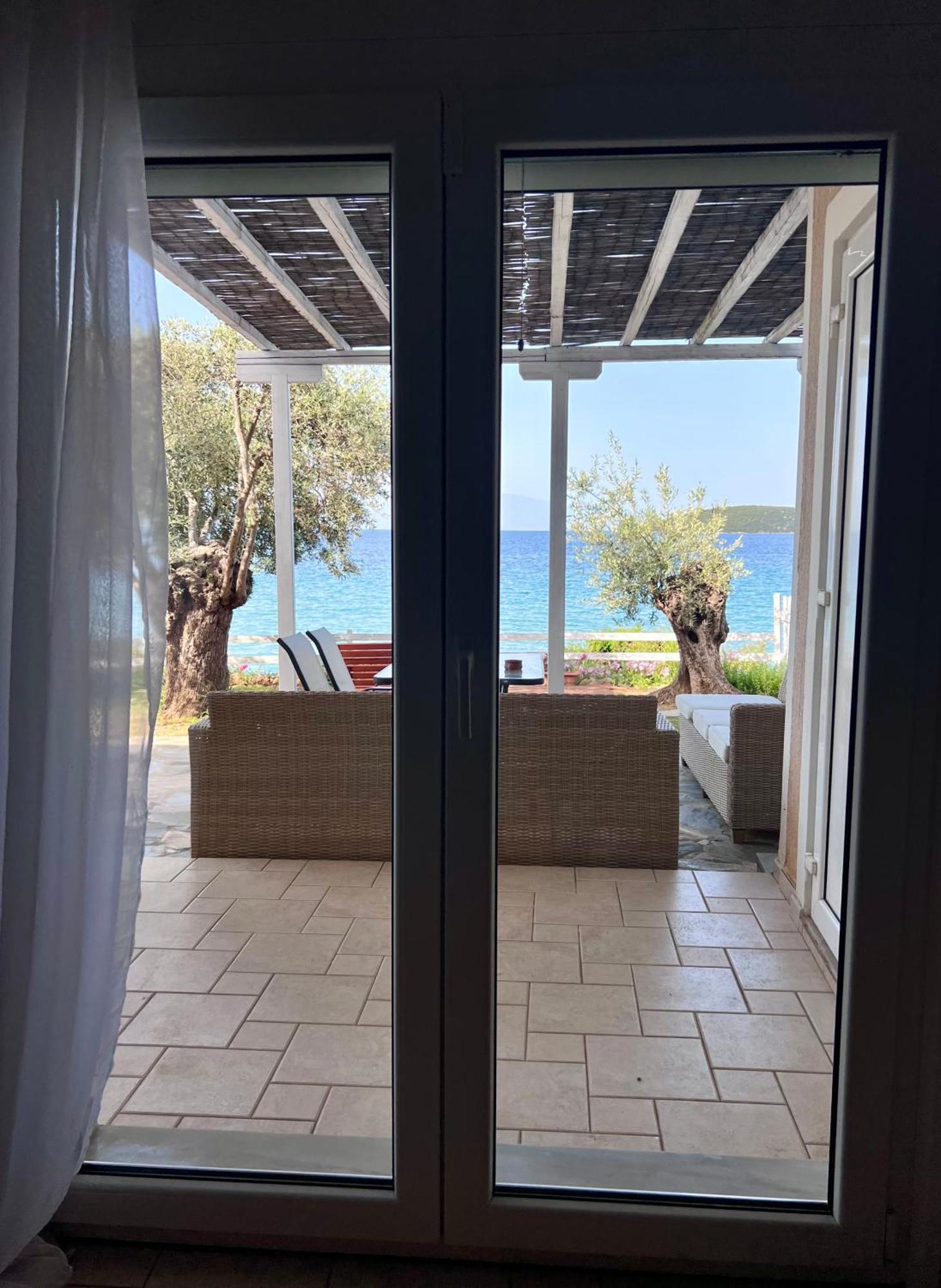 Villas Nies Sourpi Exterior photo